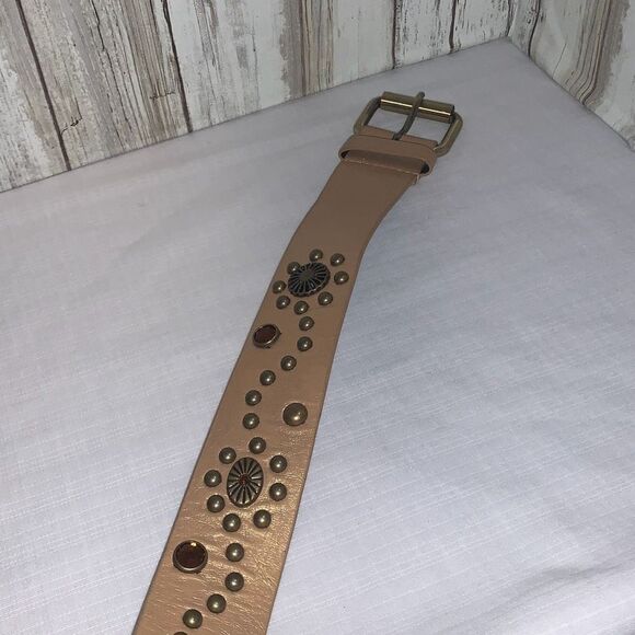 Vintage 90s Y2K Tan Studded BoHo belt Size Large - Picture 4 of 14